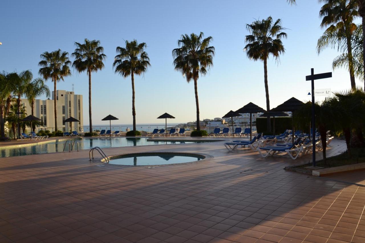 Bel appartement au bord de la mer de Porto de Mos Lagos Extérieur photo