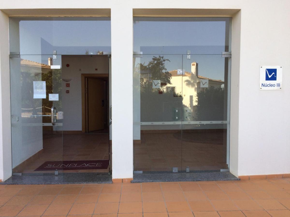 Bel appartement au bord de la mer de Porto de Mos Lagos Extérieur photo